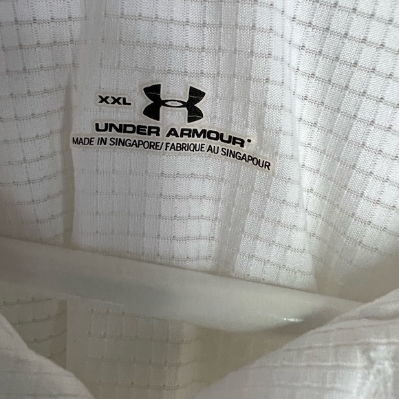 Men’s Under Armour shirt - Picture 3 of 4